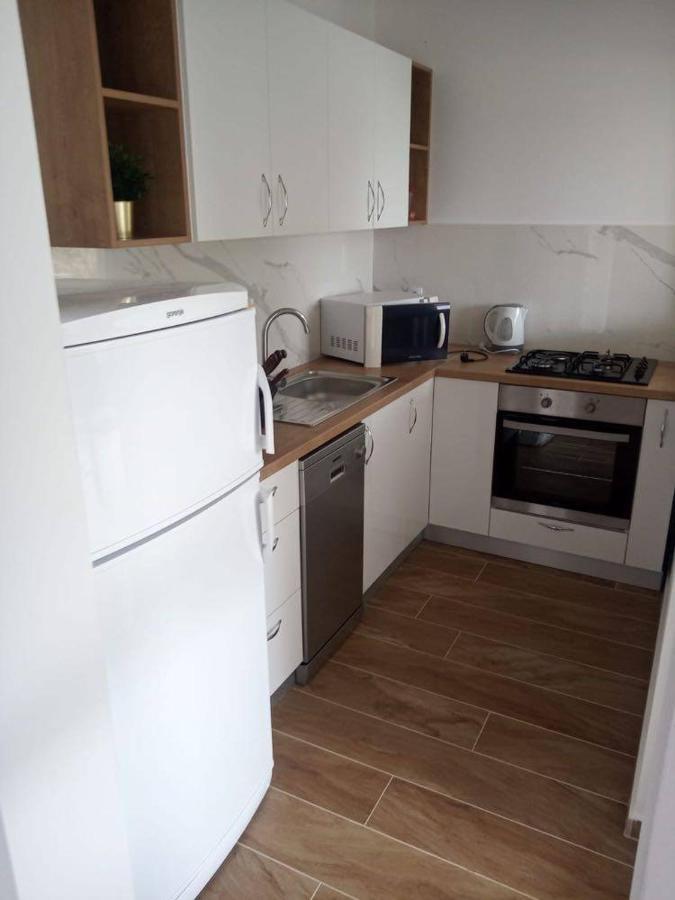 Apartmani Sol Vlasici Pag Town Exterior foto